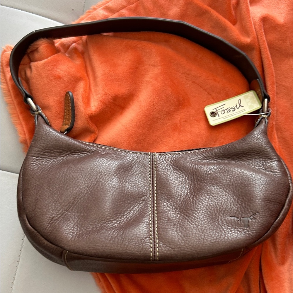Texas Longhorn #1 fan?  Hook em Horns!!  
Beautiful leather bag for you!!